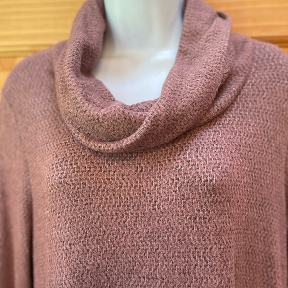 Large Cowl neck dress- Apt 9 - Picture 2 of 5